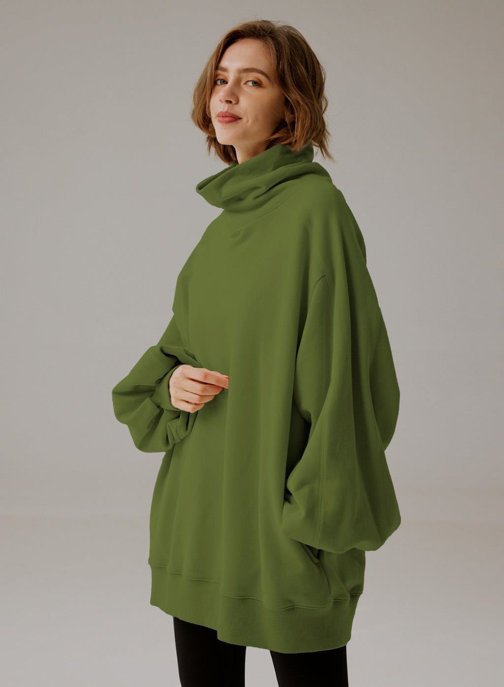 Felpa Oversize Collo Alto - Comfort Elegante 