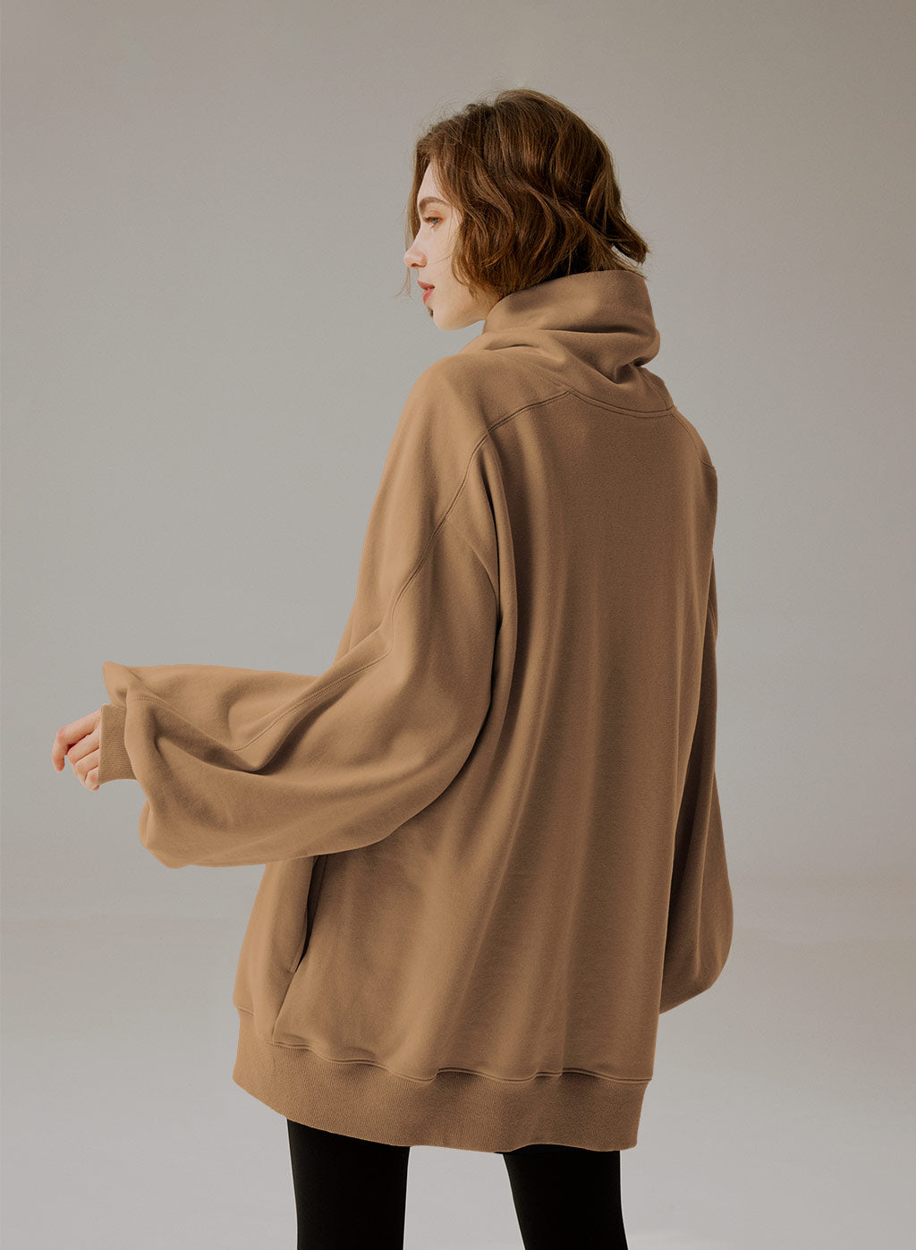 Felpa Oversize Collo Alto - Comfort Elegante 